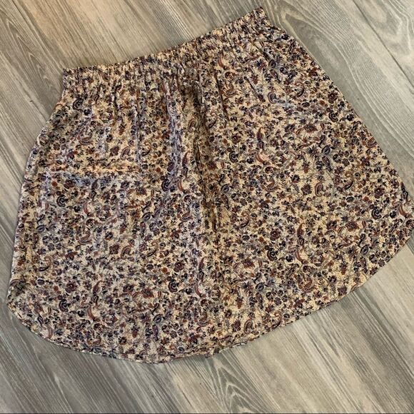 Club Monaco 100% silk patterned skirt - Picture 1 of 5